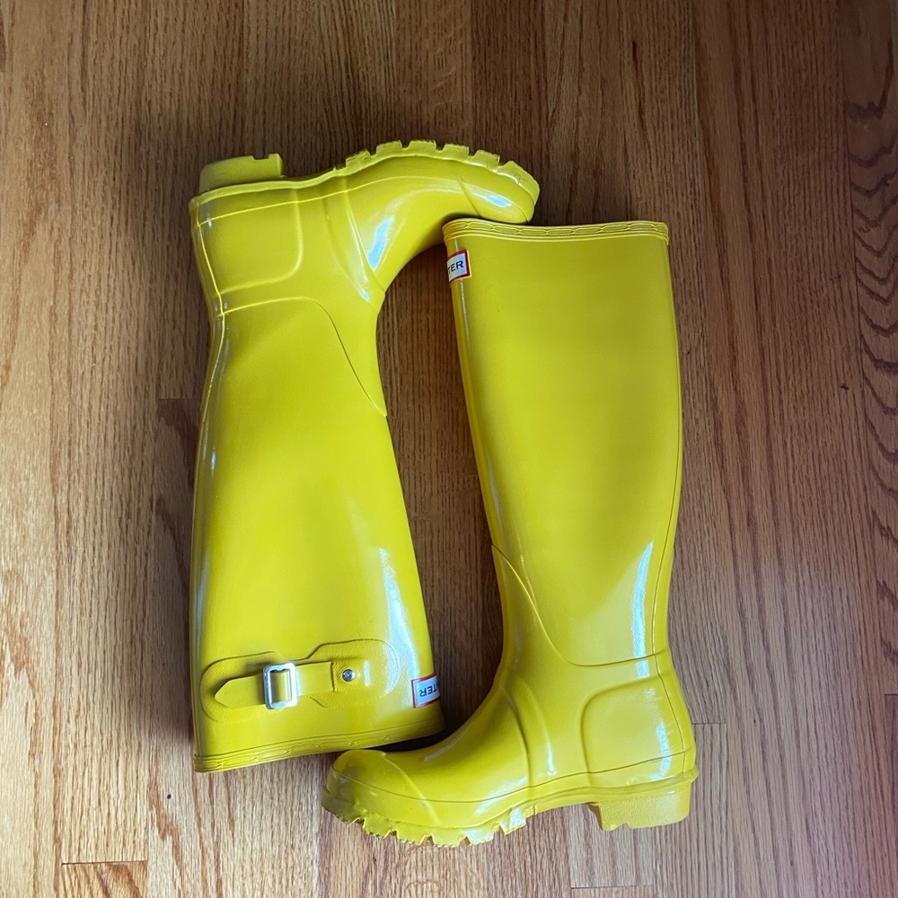 Hunter Yellow Gloss Tall Rain Boots - Picture 2 of 8